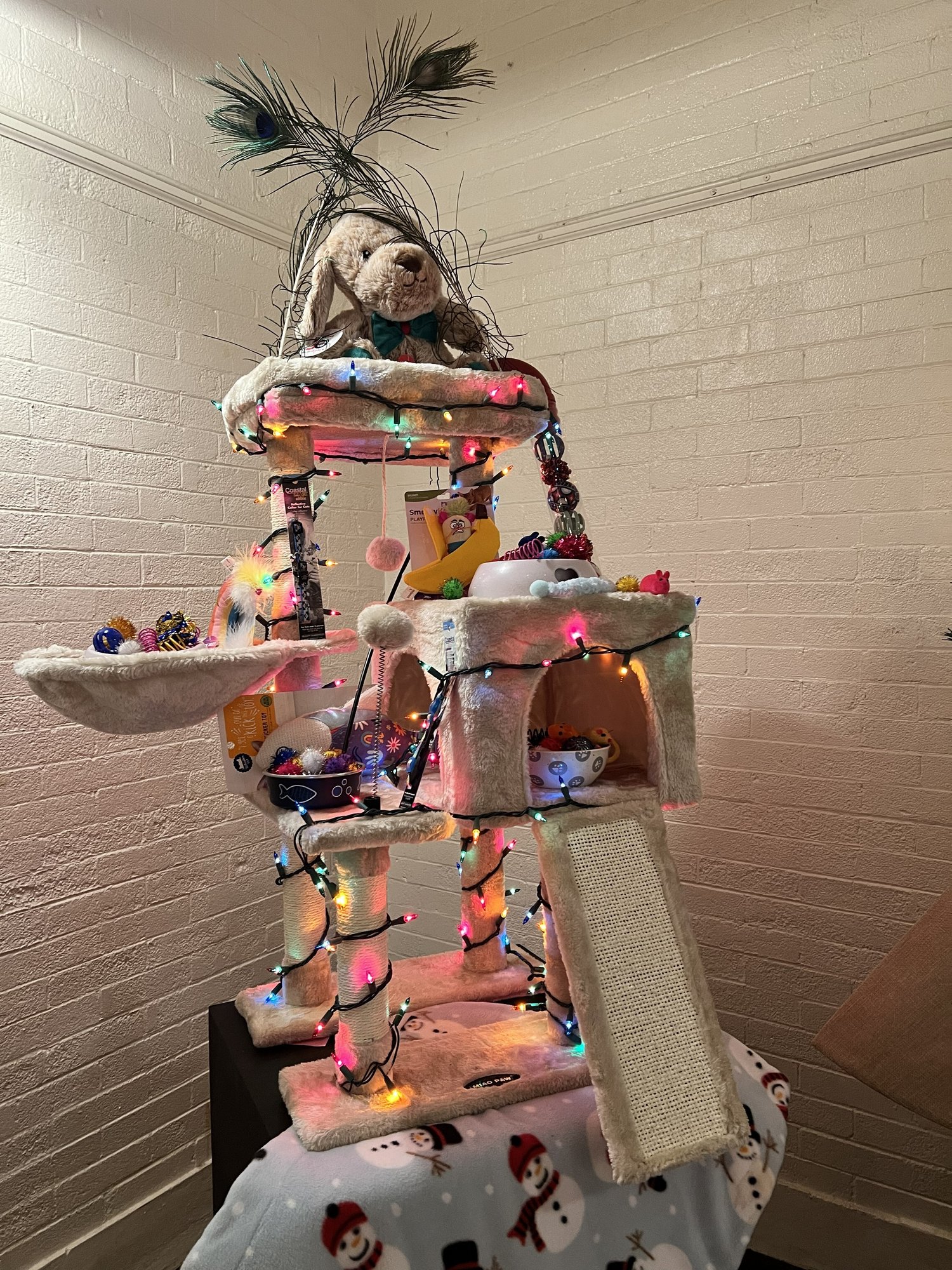 Cat tree