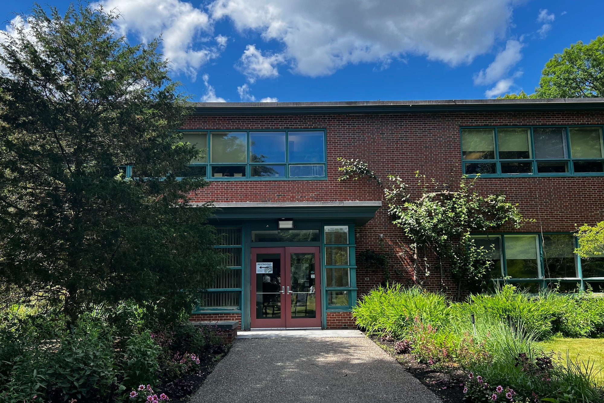 Education Building-Garden at Elm Bank